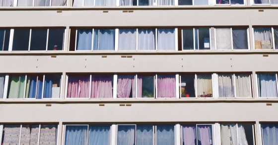La pétition sur internet « Pas de volets, pas de loyer » explose. Mais peut‑on vraiment arrêter de payer quand son logement est invivable ?