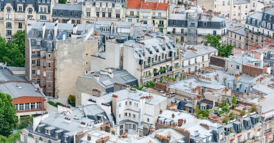 Dans certaines zones, l'avis des Bâtiments de France ne bloquerait plus un permis. Les défenseurs du patrimoine s'inquiètent.