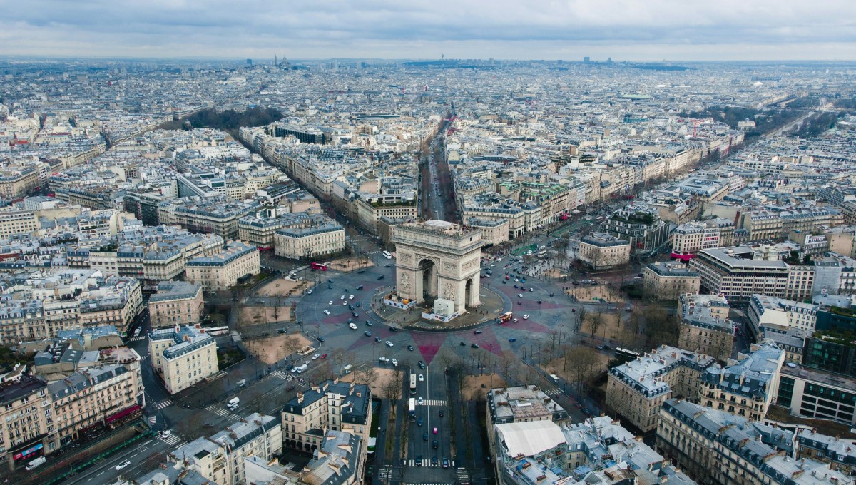 Choisir son arrondissement dans la capitale : quel secteur prioriser ?