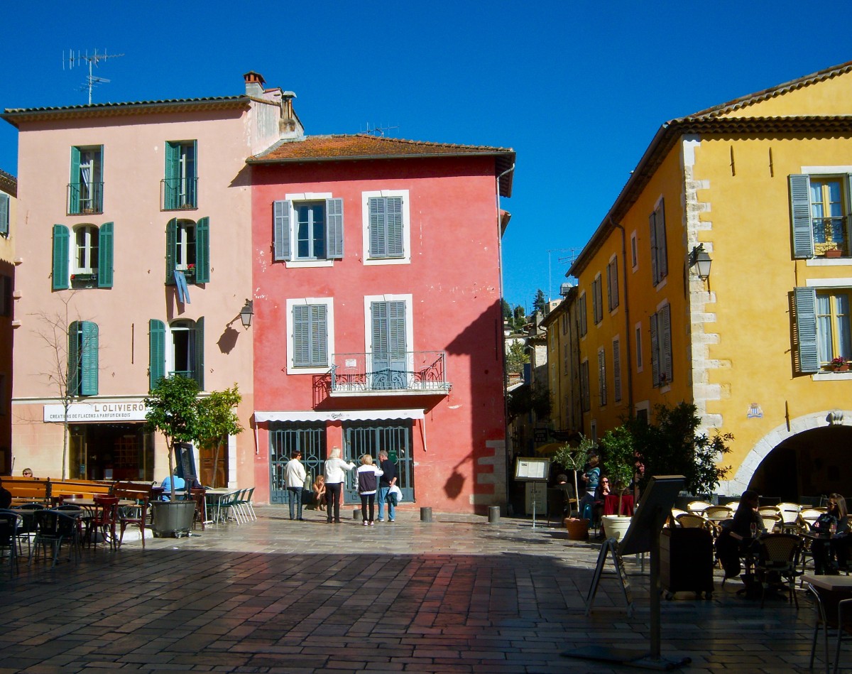 Les plus beaux villages du sud : perchés, inspirés, à vivre