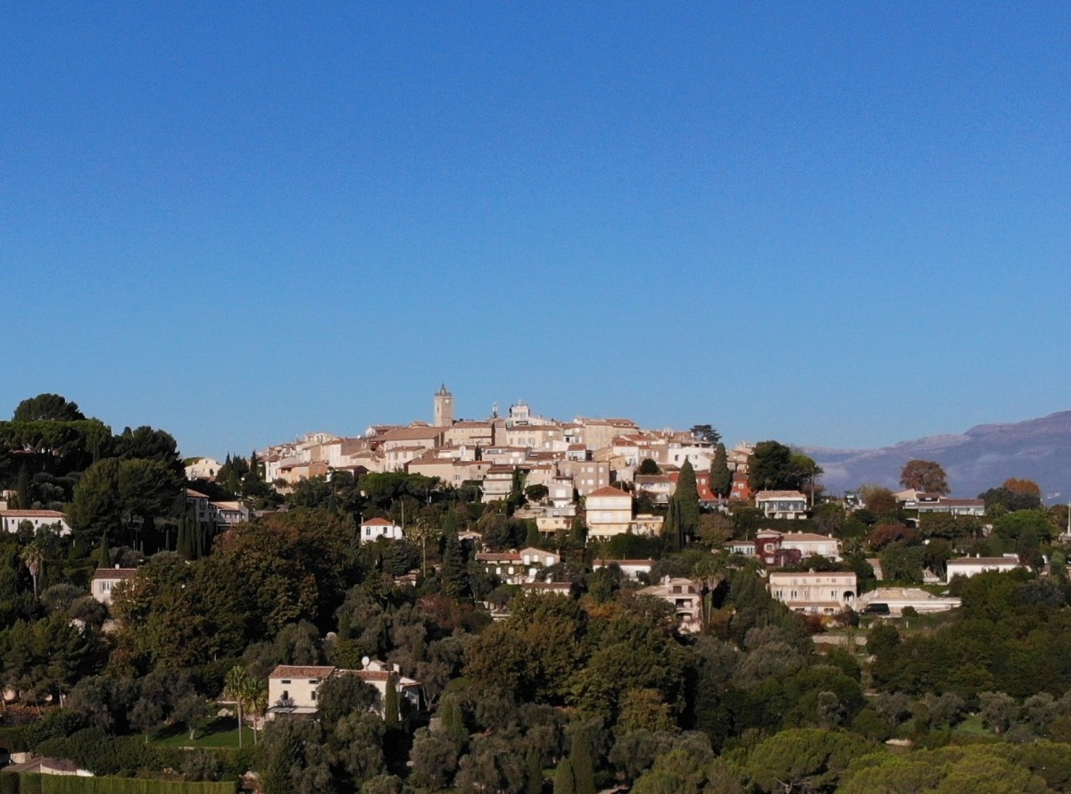 Les plus beaux villages du sud : perchés, inspirés, à vivre