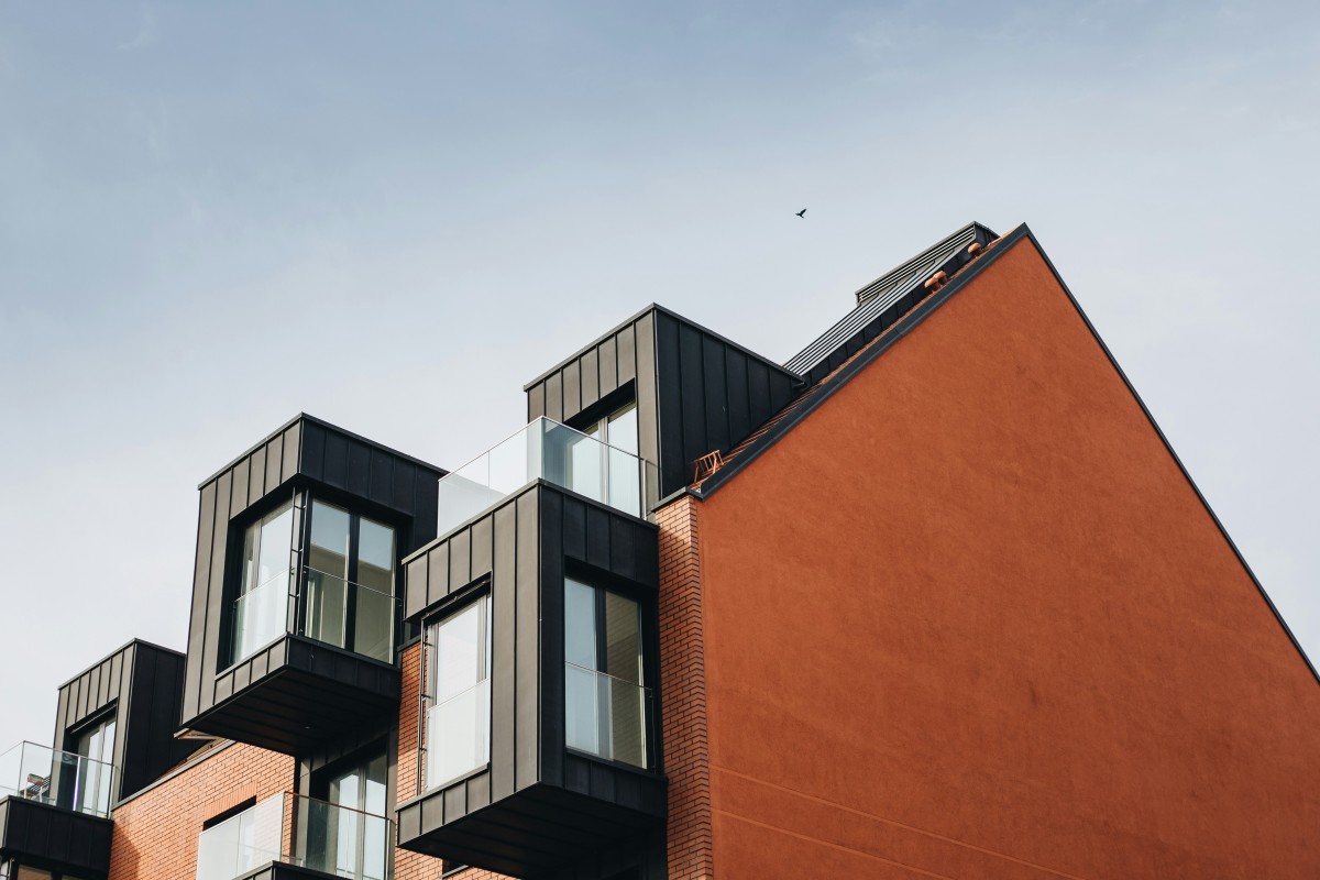 Comment constituer efficacement un dossier pour accéder à un logement social en France ?