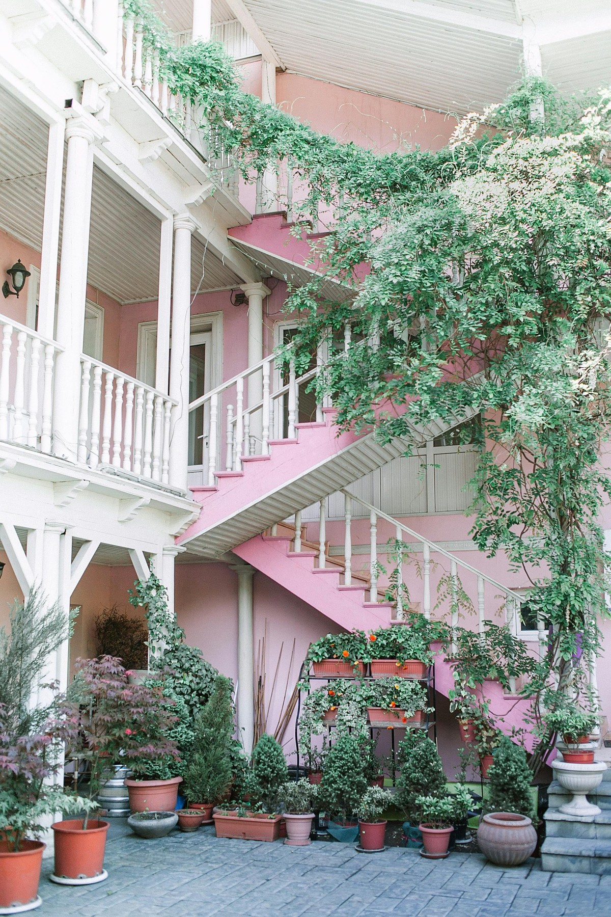 Maison patio : ce modèle d’habitat ancien inspire plus que jamais les maisons d’aujourd’hui