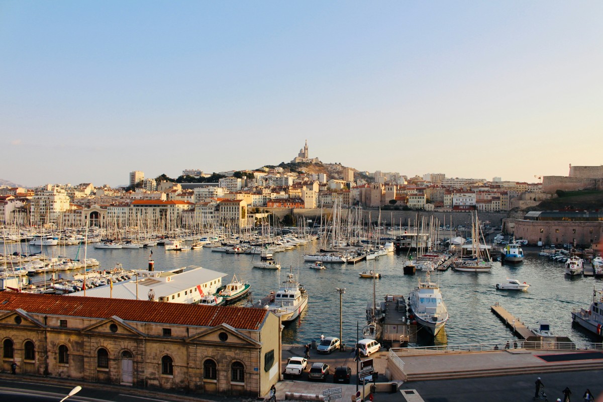 S'installer sur le littoral en France : que faut-il savoir avant de franchir le pas ?