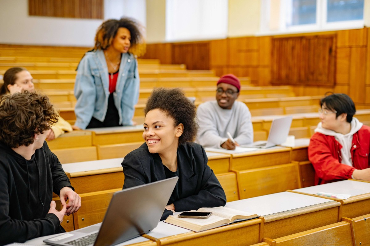 Universités d’excellence à l’étranger : ce que les familles ignorent souvent avant de candidater