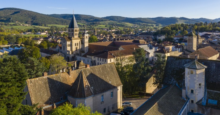 Pour Xerfi, le déclin démographique va faire chuter les besoins en logements neufs d’ici 24 ans, mais pas partout.