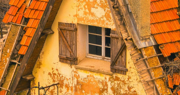 En 2026, la note énergétique d’un logement peut faire ou défaire un crédit. Pour les passoires, le DPE devient un vrai couperet.