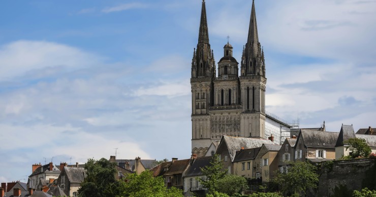 Logement social, loyers, fiscalité : à Angers, chaque liste avance ses propres solutions face aux difficultés pour se loger.