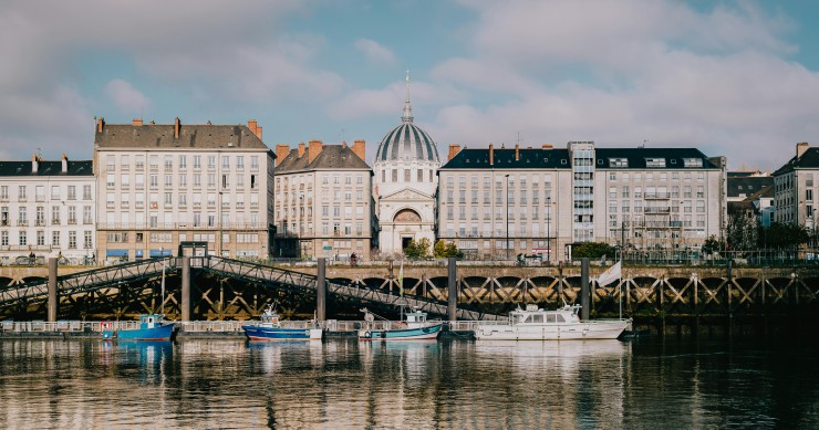 Les prix repartent dans les métropoles, tandis que les maisons avec jardin flambent dans l’Ouest et les villes moyennes.