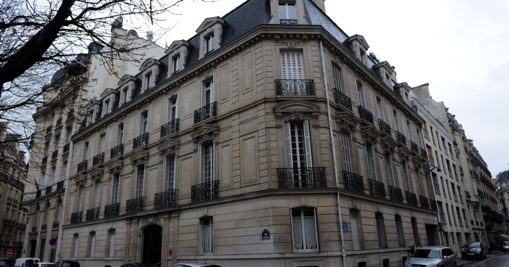 Une SCI a été condamnée à 585 000 € pour avoir transformé illégalement un immeuble du 9ᵉ en meublés touristiques.