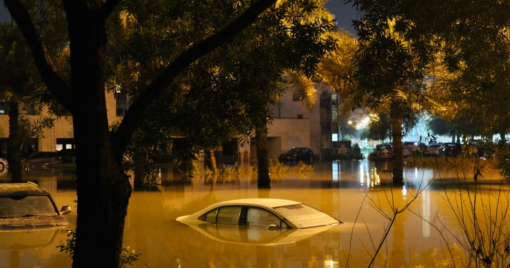 Avec un quart des Français exposés aux inondations, les biens situés en zones vulnérables se vendent jusqu’à 21 % moins cher.