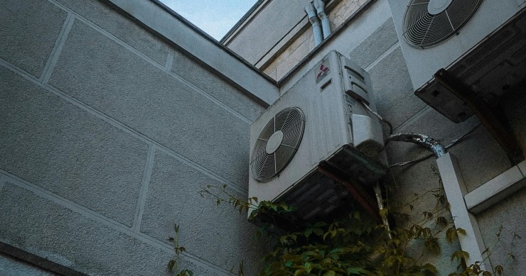 Aides élevées, prix de l’énergie sous tension et amortissement raccourci, la pompe à chaleur s’impose comme une solution rentable.