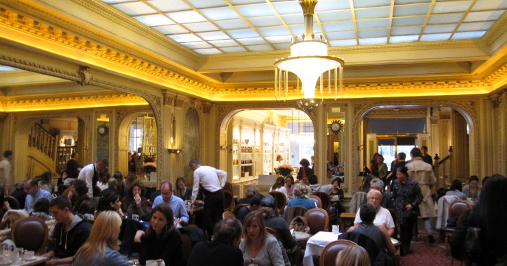 Les grandes maison parisiennes : un art de vivre à travers le temps