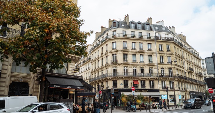 Dès 2027, la Ville appliquera le taux maximal sur les logements vacants. Objectif : remettre 20 000 biens sur le marché.