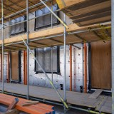Majorité simple, prêt collectif : le ministre du logement assume un pari risqué pour forcer les rénovations en copropriété.