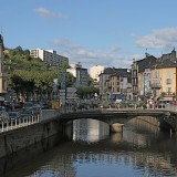 Dans l’ancien évêché de Tulle, des studios accueillent des personnes très précaires, accompagnées dans leur quotidien.