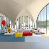 Roche Bobois : l'histoire d'une marque française devenue une référence mondiale du design